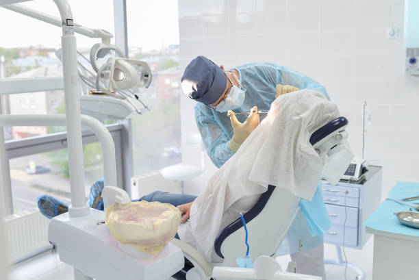 Best Emergency Wisdom Tooth Extraction in Rosedale, CA
